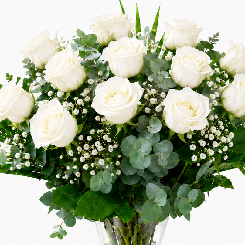 Rosas blancas de tallo largo